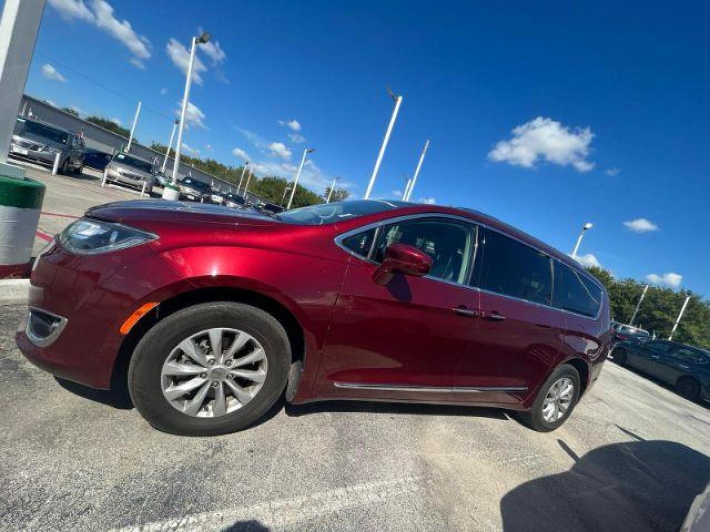 2019 Chrysler Pacifica Touring-L (2C4RC1BGXKR) with an 3.6L V6 DOHC 24V engine, 9-Speed Automatic transmission, located at 4545 Spencer Hwy., Pasadena, 77504, (832) 266-1645, 29.666037, -95.173775 - Photo#0