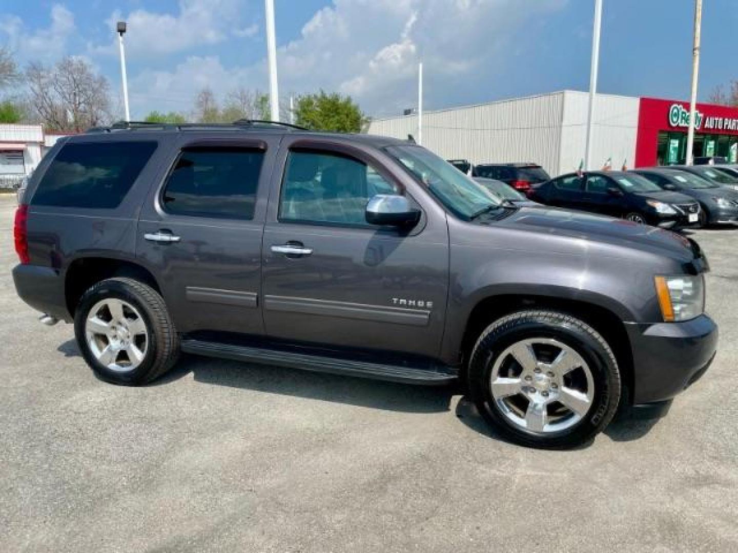 2011 GRAY Chevrolet Tahoe LS 2WD (1GNSCAE09BR) with an 5.3L V8 OHV 16V FFV engine, 6-Speed Automatic transmission, located at 4545 Spencer Hwy., Pasadena, 77504, (832) 266-1645, 29.666037, -95.173775 - Photo#2