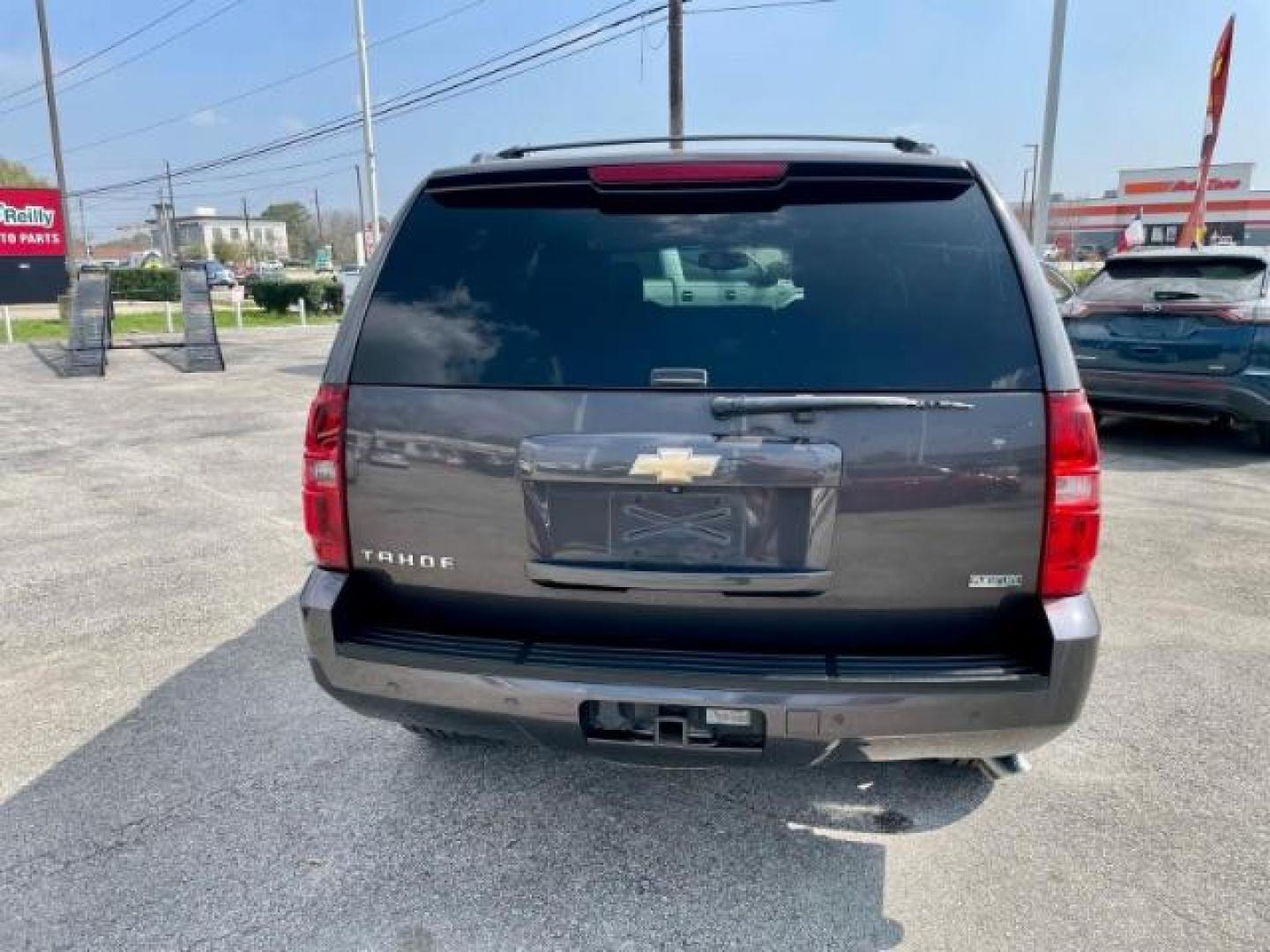 2011 GRAY Chevrolet Tahoe LS 2WD (1GNSCAE09BR) with an 5.3L V8 OHV 16V FFV engine, 6-Speed Automatic transmission, located at 4545 Spencer Hwy., Pasadena, 77504, (832) 266-1645, 29.666037, -95.173775 - Photo#3