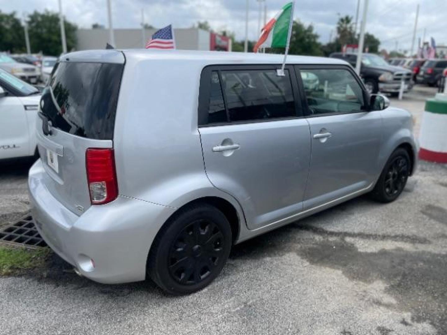 2011 Classic Silver Metallic Scion xB SPORT UTILITY 4-DR (JTLZE4FE7B1) with an 2.4L L4 DOHC 16V engine, 4-Speed Automatic transmission, located at 4545 Spencer Hwy., Pasadena, 77504, (832) 266-1645, 29.666037, -95.173775 - Photo#2