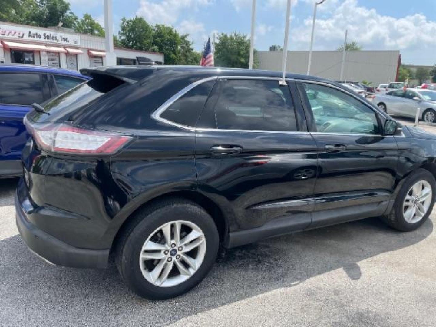 2017 Shadow Black /Ebony, leather Ford Edge SEL FWD (2FMPK3J88HB) with an 3.5L V6 DOHC 24V engine, 6-Speed Automatic transmission, located at 4545 Spencer Hwy., Pasadena, 77504, (832) 266-1645, 29.666037, -95.173775 - Photo#3