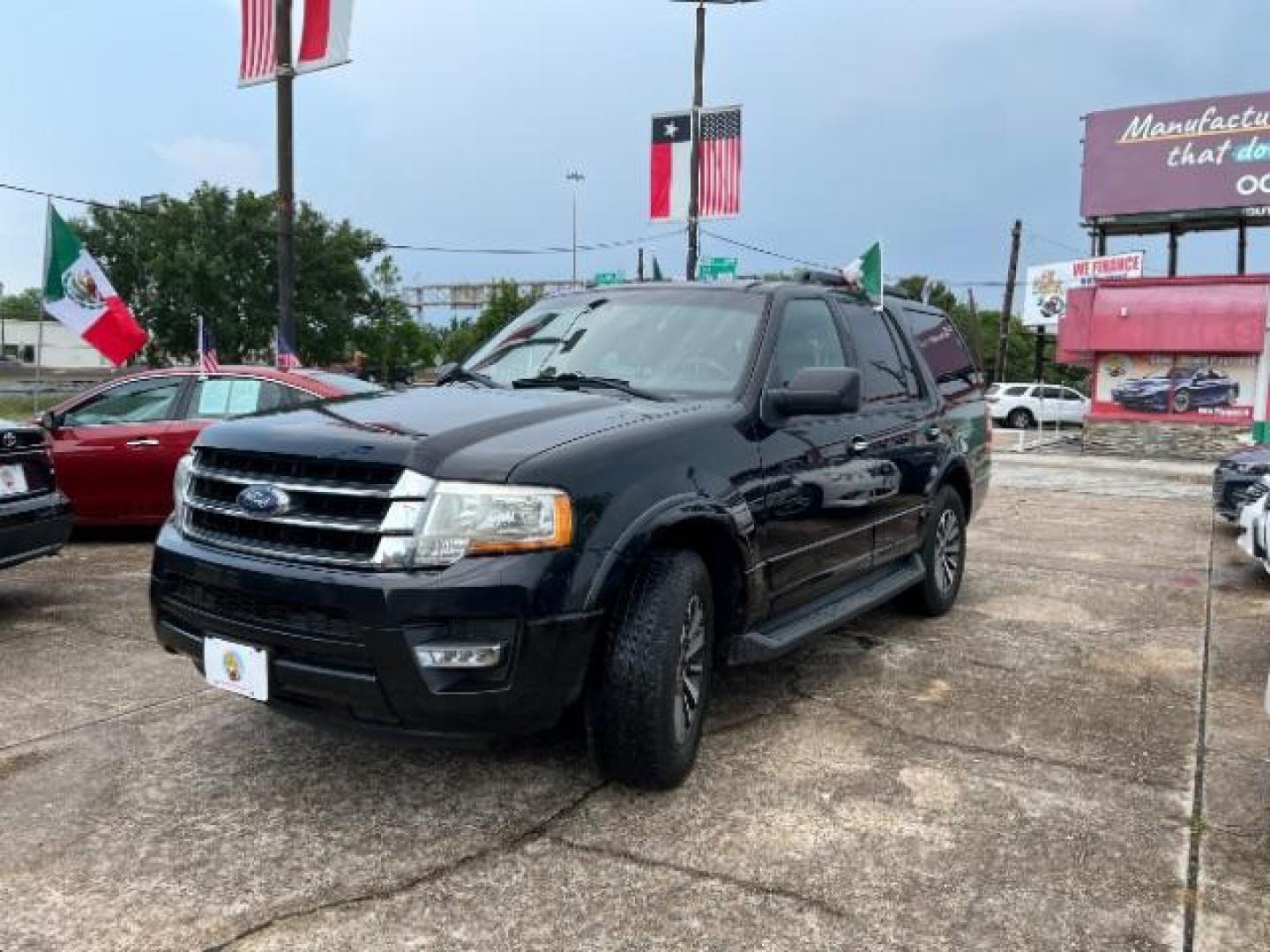 2015 Tuxedo Black Metallic Ford Expedition XLT 2WD (1FMJU1HT4FE) with an 3.5L V6 DOHC 24V FFV engine, 6-Speed Automatic transmission, located at 7935 Gulf Freeway, Houston, 77017, (832) 266-1645, 29.684393, -95.275665 - Photo#2