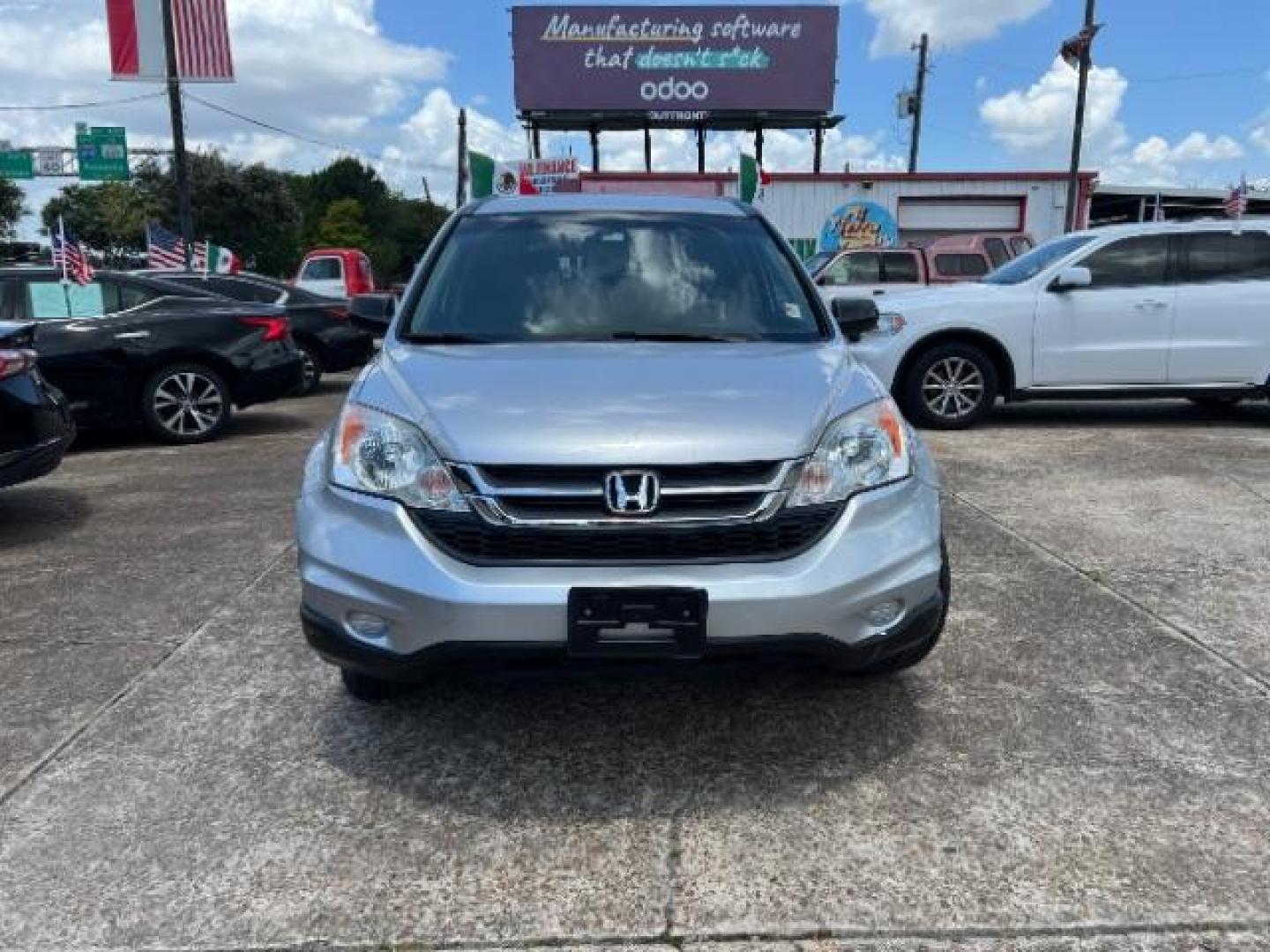 2011 Alabaster Silver Metallic /Black Cloth Interior Honda CR-V SE 2WD 5-Speed AT (JHLRE3H48BC) with an 2.4L L4 DOHC 16V engine, 5-Speed Automatic transmission, located at 7935 Gulf Freeway, Houston, 77017, (832) 266-1645, 29.684393, -95.275665 - Photo#1