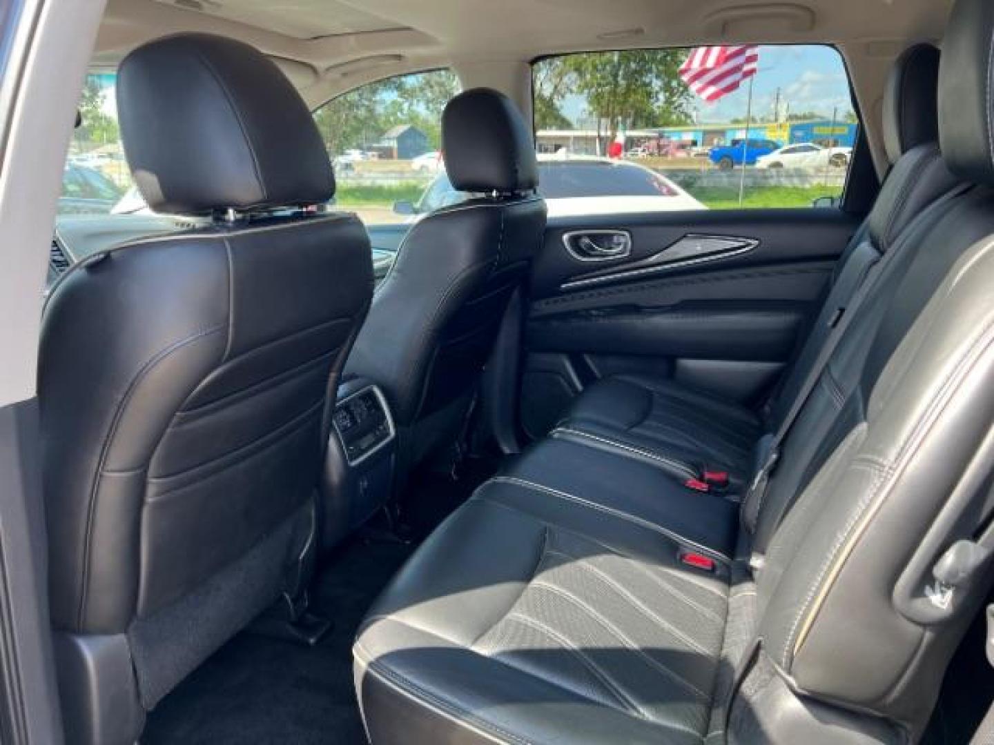 2016 Graphite Shadow /High Contrast Wheat, leather Infiniti QX60 Base FWD (5N1AL0MN0GC) with an 3.5L V6 DOHC 24V engine, Continuously Variable Transmission transmission, located at 7935 Gulf Freeway, Houston, 77017, (832) 266-1645, 29.684393, -95.275665 - Photo#9