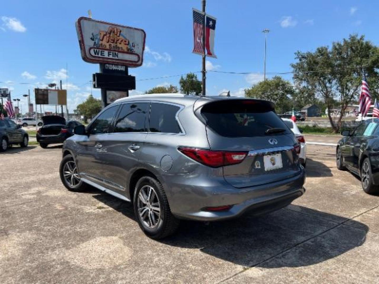 2016 Graphite Shadow /High Contrast Wheat, leather Infiniti QX60 Base FWD (5N1AL0MN0GC) with an 3.5L V6 DOHC 24V engine, Continuously Variable Transmission transmission, located at 7935 Gulf Freeway, Houston, 77017, (832) 266-1645, 29.684393, -95.275665 - Photo#4