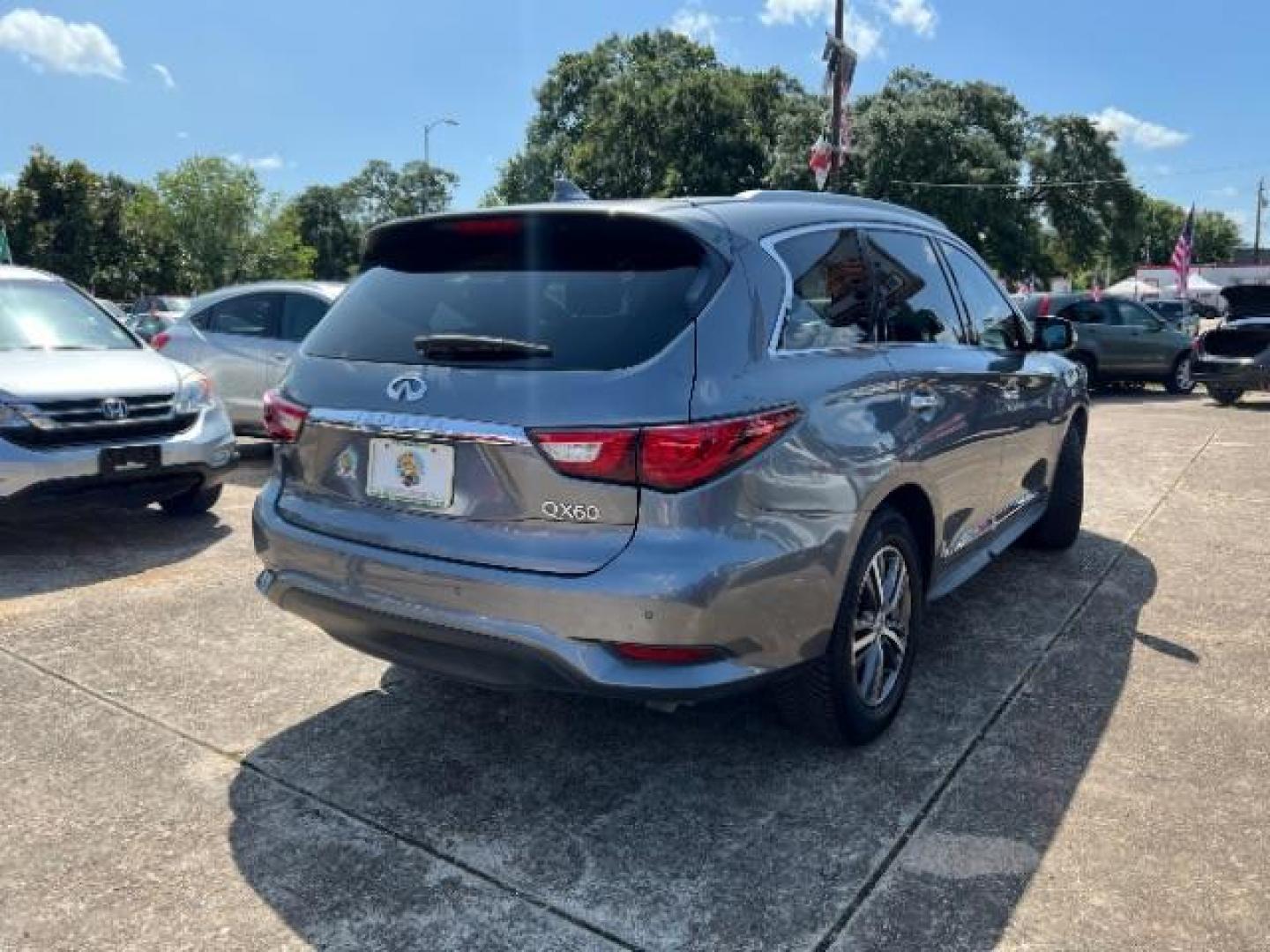 2016 Graphite Shadow /High Contrast Wheat, leather Infiniti QX60 Base FWD (5N1AL0MN0GC) with an 3.5L V6 DOHC 24V engine, Continuously Variable Transmission transmission, located at 7935 Gulf Freeway, Houston, 77017, (832) 266-1645, 29.684393, -95.275665 - Photo#6