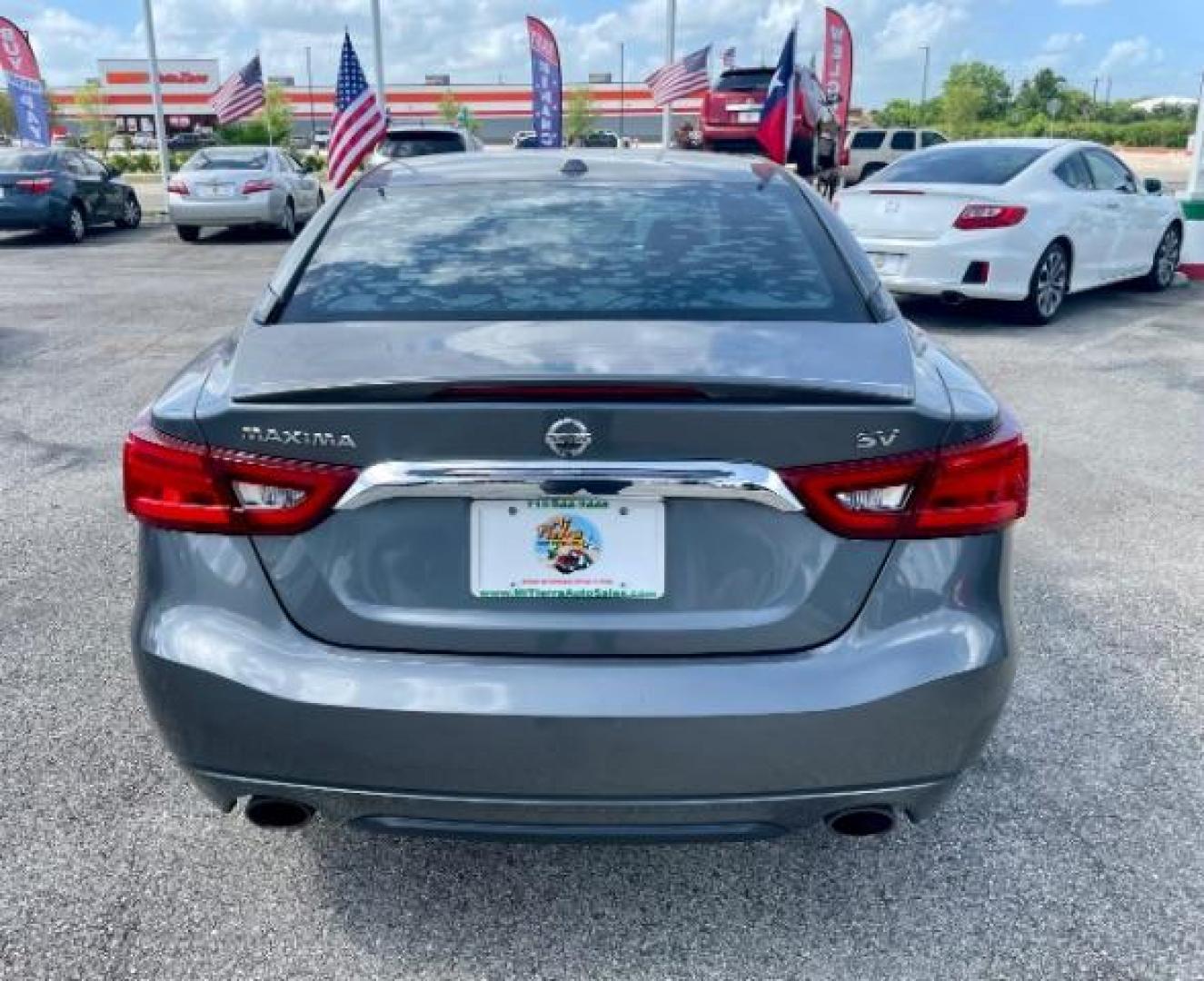 2016 GRAY Nissan Maxima 3.5 SV (1N4AA6AP1GC) with an 3.5L V6 DOHC 24V engine, Continuously Variable Transmission transmission, located at 4545 Spencer Hwy., Pasadena, 77504, (832) 266-1645, 29.666037, -95.173775 - Photo#3