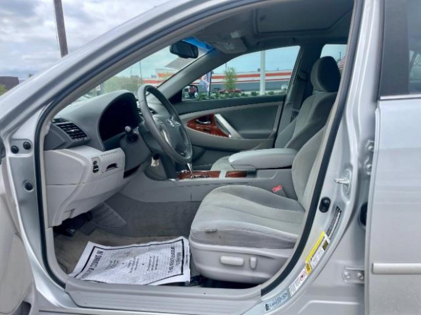 2009 Magnetic Gray /Ash Cloth Interior Toyota Camry XLE 5-Spd AT (4T1BE46K89U) with an 2.4L L4 DOHC 16V engine, 5-Speed Automatic transmission, located at 4545 Spencer Hwy., Pasadena, 77504, (832) 266-1645, 29.666037, -95.173775 - Photo#8