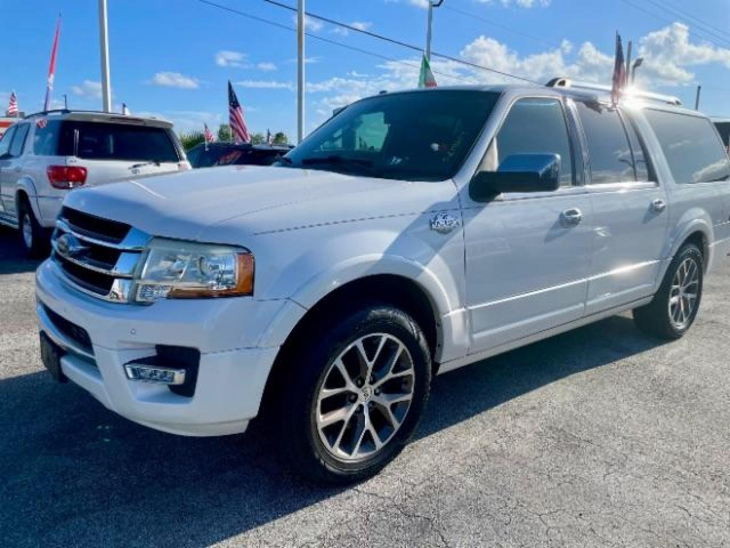 2015 White Platinum Met TC /Mesa w/Ebony Ford Expedition EL King Ranch 2WD (1FMJK1HTXFE) with an 3.5L V6 DOHC 24V FFV engine, 6-Speed Automatic transmission, located at 4545 Spencer Hwy., Pasadena, 77504, (832) 266-1645, 29.666037, -95.173775 - Photo#2