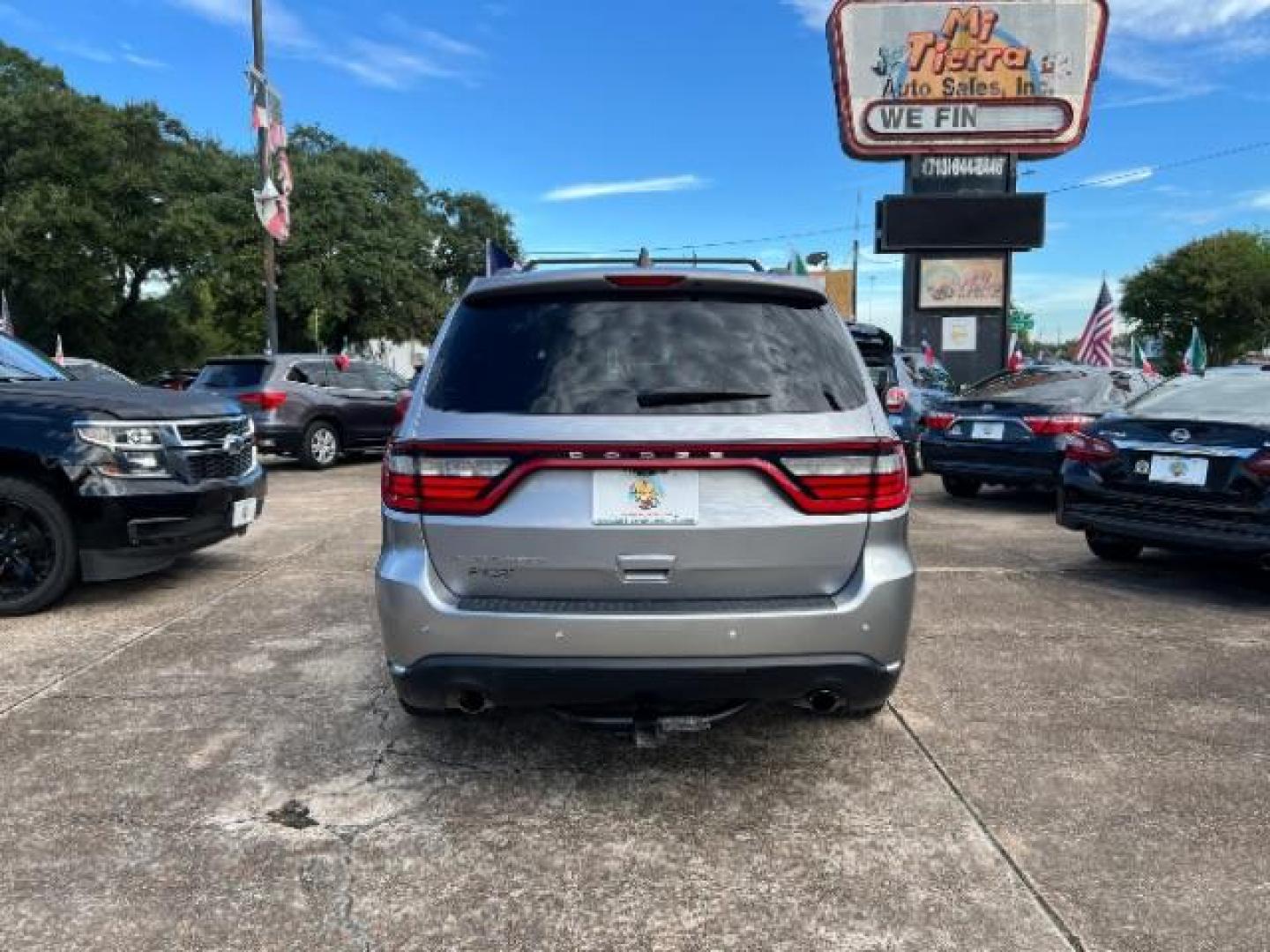 2015 Granite Crystal Meta Dodge Durango SXT RWD (1C4RDHAG8FC) with an 3.6L V6 DOHC 24V engine, 8-Speed Automatic transmission, located at 4545 Spencer Hwy., Pasadena, 77504, (832) 266-1645, 29.666037, -95.173775 - Photo#5