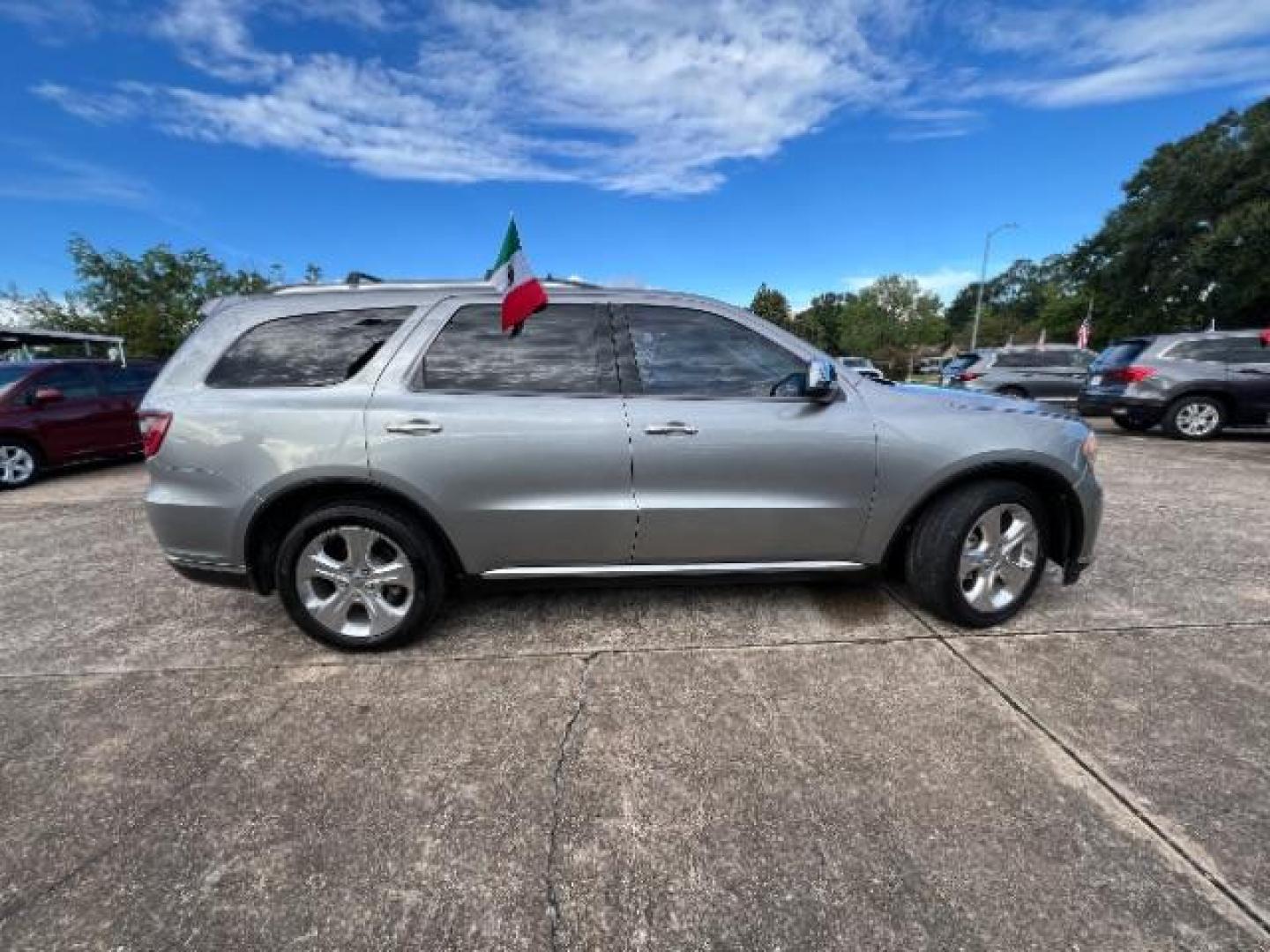 2015 Granite Crystal Meta Dodge Durango SXT RWD (1C4RDHAG8FC) with an 3.6L V6 DOHC 24V engine, 8-Speed Automatic transmission, located at 4545 Spencer Hwy., Pasadena, 77504, (832) 266-1645, 29.666037, -95.173775 - Photo#7