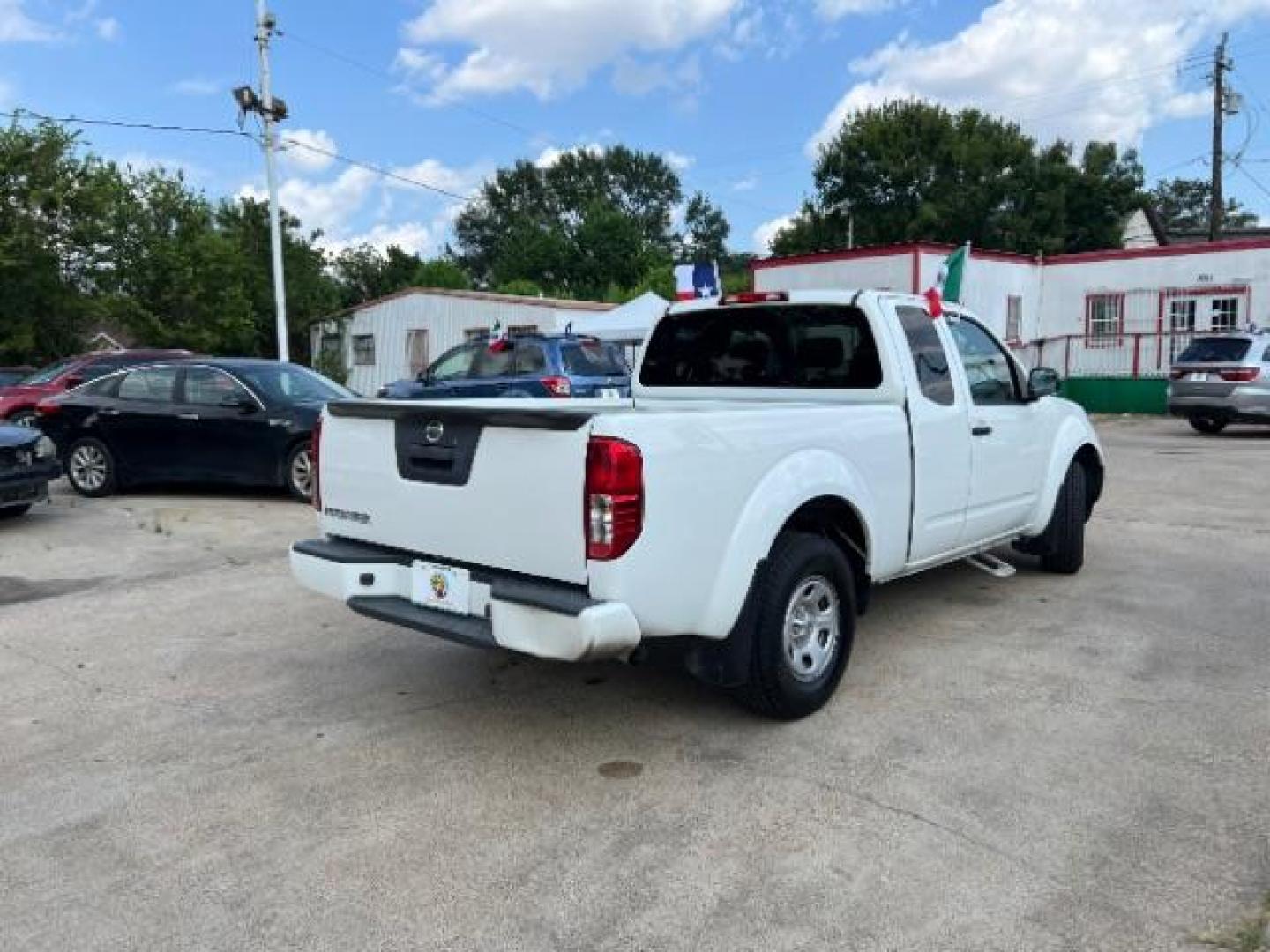 2019 Glacier White Nissan Frontier S King Cab I4 5AT 2WD (1N6BD0CT4KN) with an 2.5L L4 DOHC 16V engine, 5-Speed Automatic transmission, located at 7935 Gulf Freeway, Houston, 77017, (832) 266-1645, 29.684393, -95.275665 - Photo#6