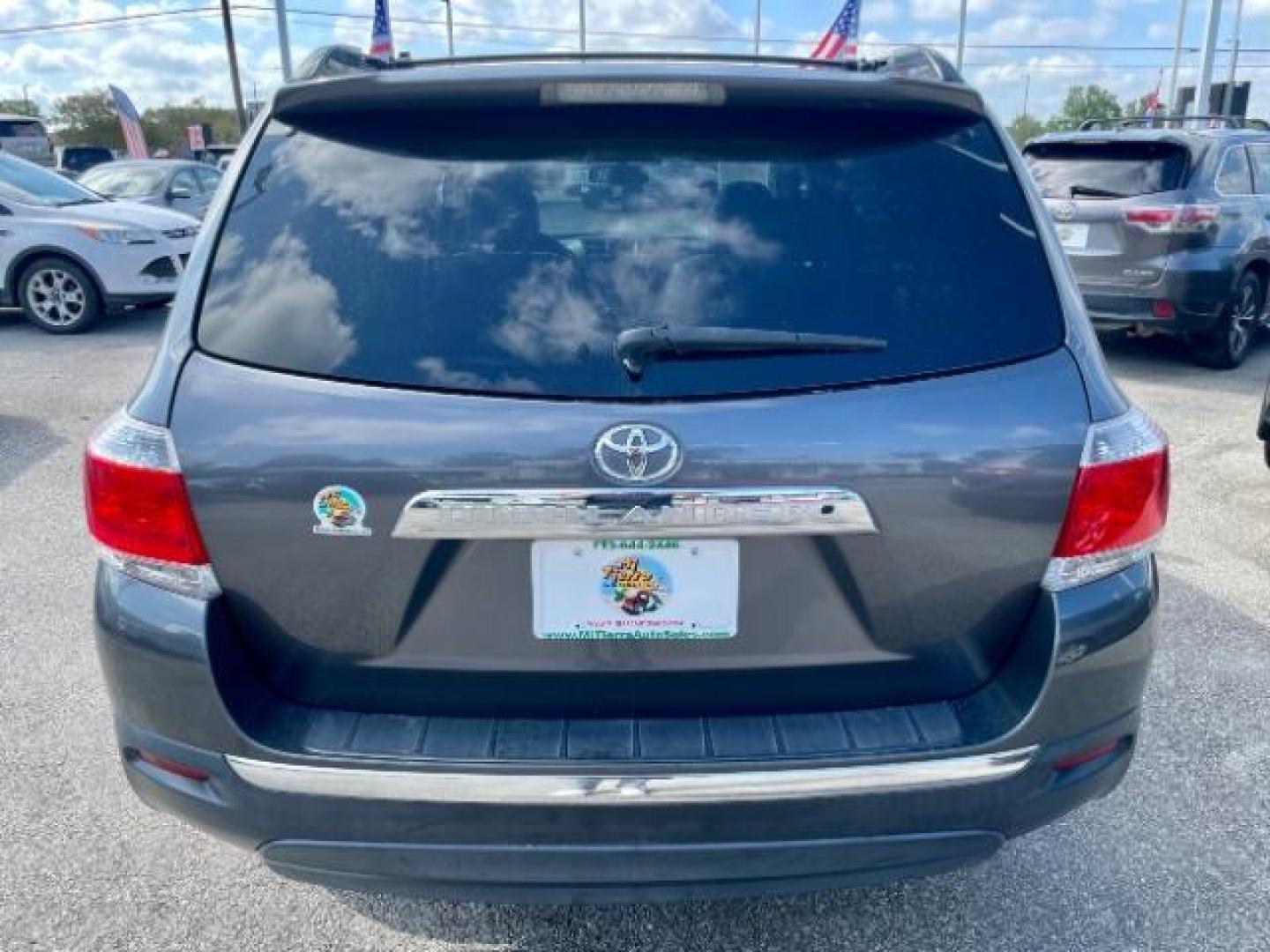 2013 Magnetic Gray Metallic /Gray Cloth Interior Toyota Highlander Base 2WD V6 (5TDZK3EH9DS) with an 3.5L V6 DOHC 24V engine, 5-Speed Automatic transmission, located at 4545 Spencer Hwy., Pasadena, 77504, (832) 266-1645, 29.666037, -95.173775 - Photo#2