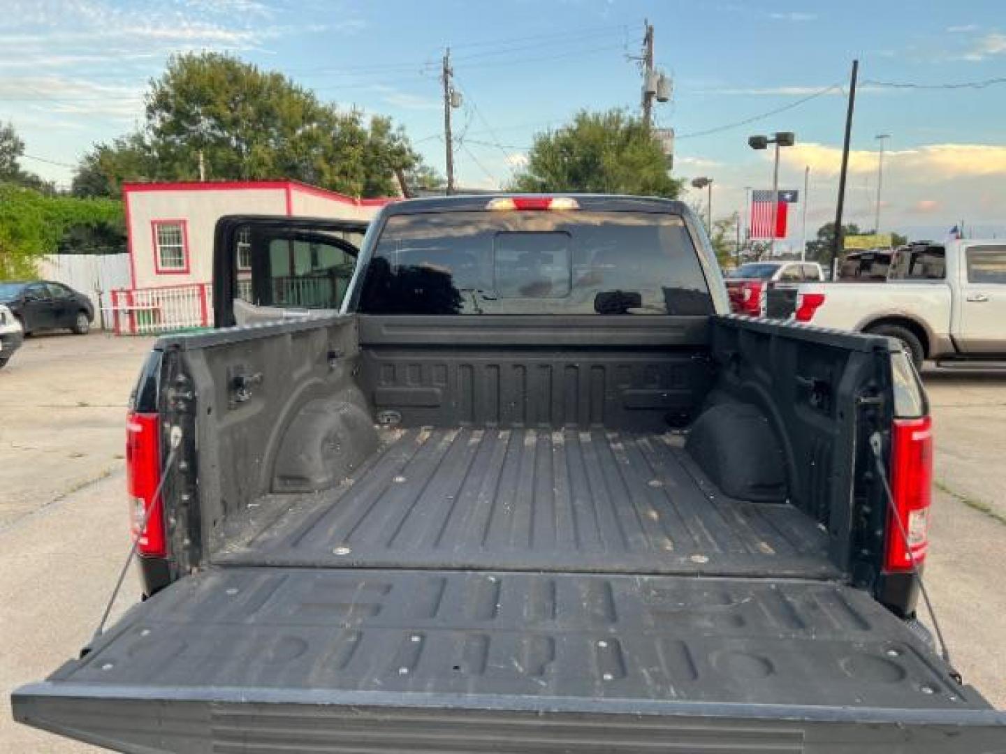 2015 Tuxedo Black Metallic Ford F-150 XLT SuperCrew 5.5-ft. Bed 2WD (1FTEW1CF8FF) with an 5.0L V8 engine, 6-Speed Automatic transmission, located at 7935 Gulf Freeway, Houston, 77017, (832) 266-1645, 29.684393, -95.275665 - Photo#14