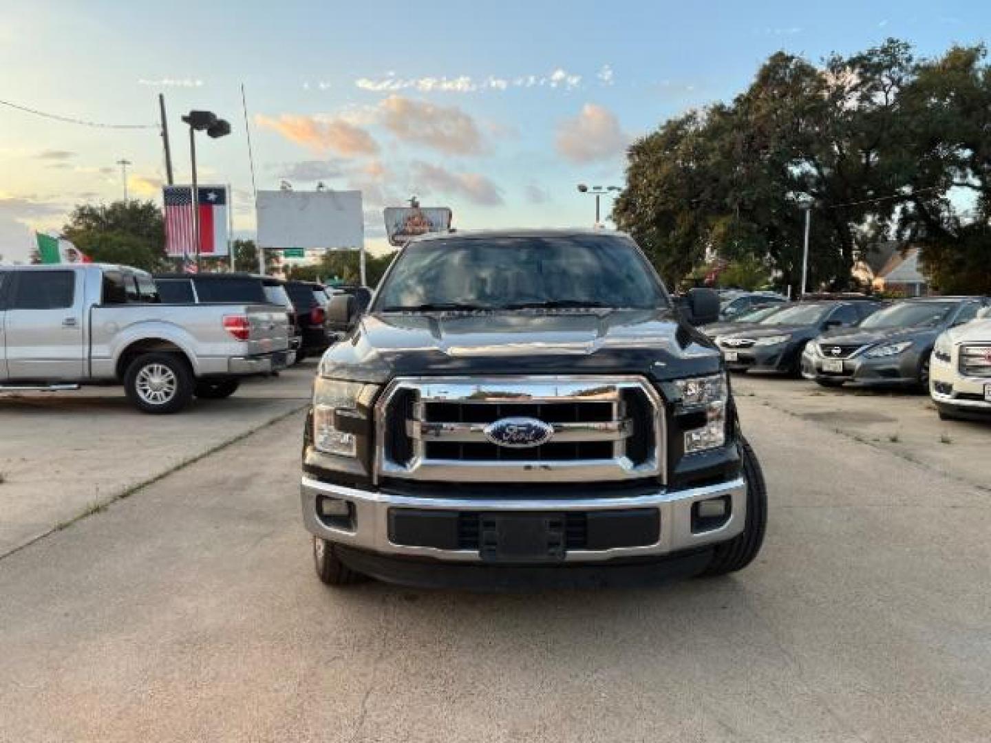 2015 Tuxedo Black Metallic Ford F-150 XLT SuperCrew 5.5-ft. Bed 2WD (1FTEW1CF8FF) with an 5.0L V8 engine, 6-Speed Automatic transmission, located at 7935 Gulf Freeway, Houston, 77017, (832) 266-1645, 29.684393, -95.275665 - Photo#1