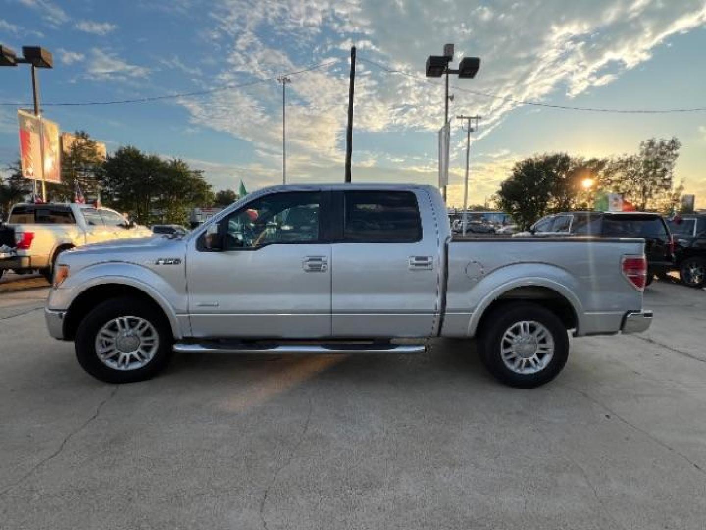 2012 Ingot Silver Metallic Ford F-150 Lariat SuperCrew 5.5-ft. Bed 2WD (1FTFW1CT3CF) with an 3.5L V6 TURBO engine, 6-Speed Automatic transmission, located at 7935 Gulf Freeway, Houston, 77017, (832) 266-1645, 29.684393, -95.275665 - Photo#3