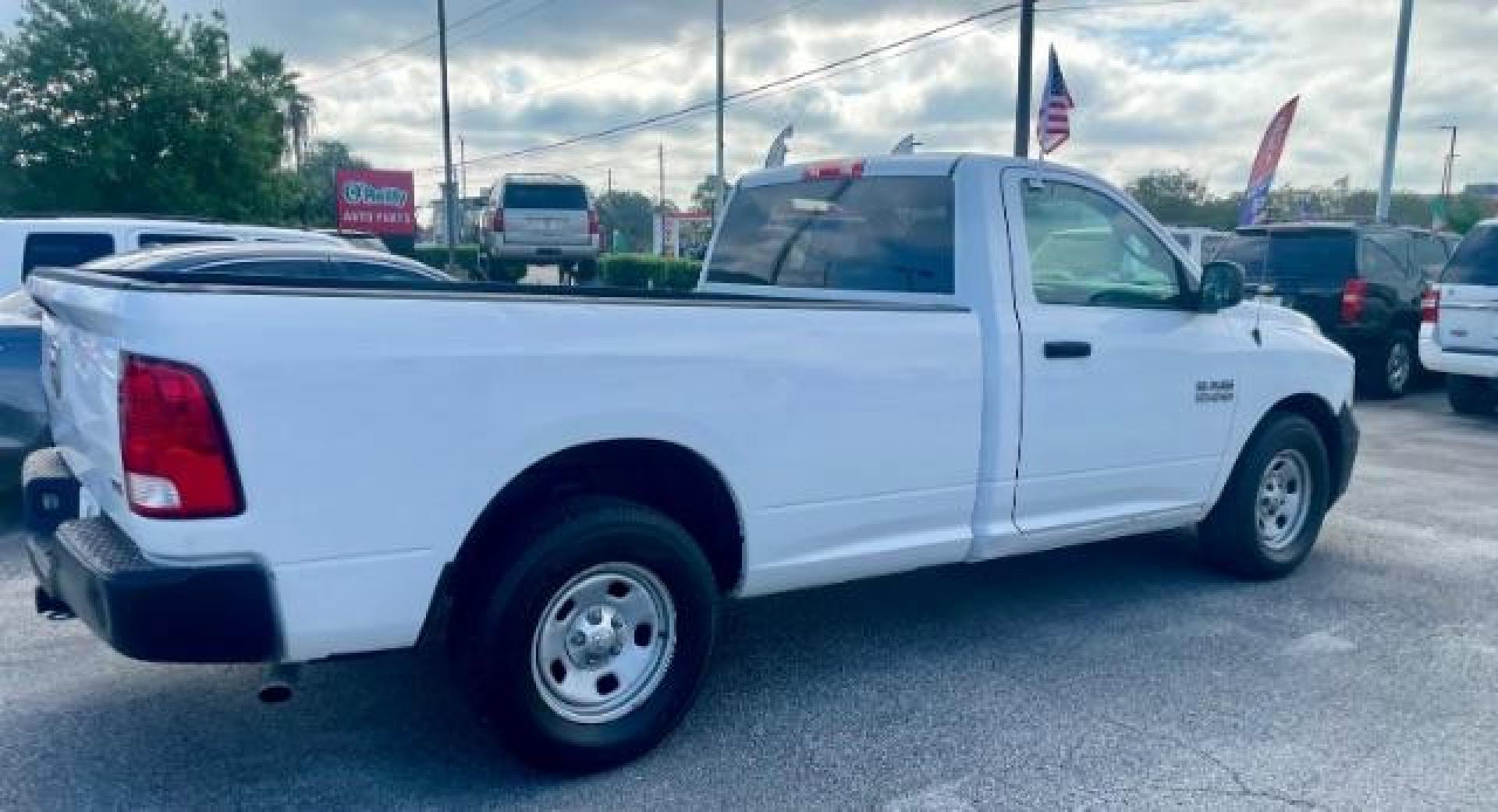 2017 Bright White Clear Coat RAM 1500 Tradesman Regular Cab LWB 2WD (3C6JR6DG3HG) with an 3.6L V6 DOHC 24V FFV engine, 8-Speed Automatic transmission, located at 4545 Spencer Hwy., Pasadena, 77504, (832) 266-1645, 29.666037, -95.173775 - Photo#4