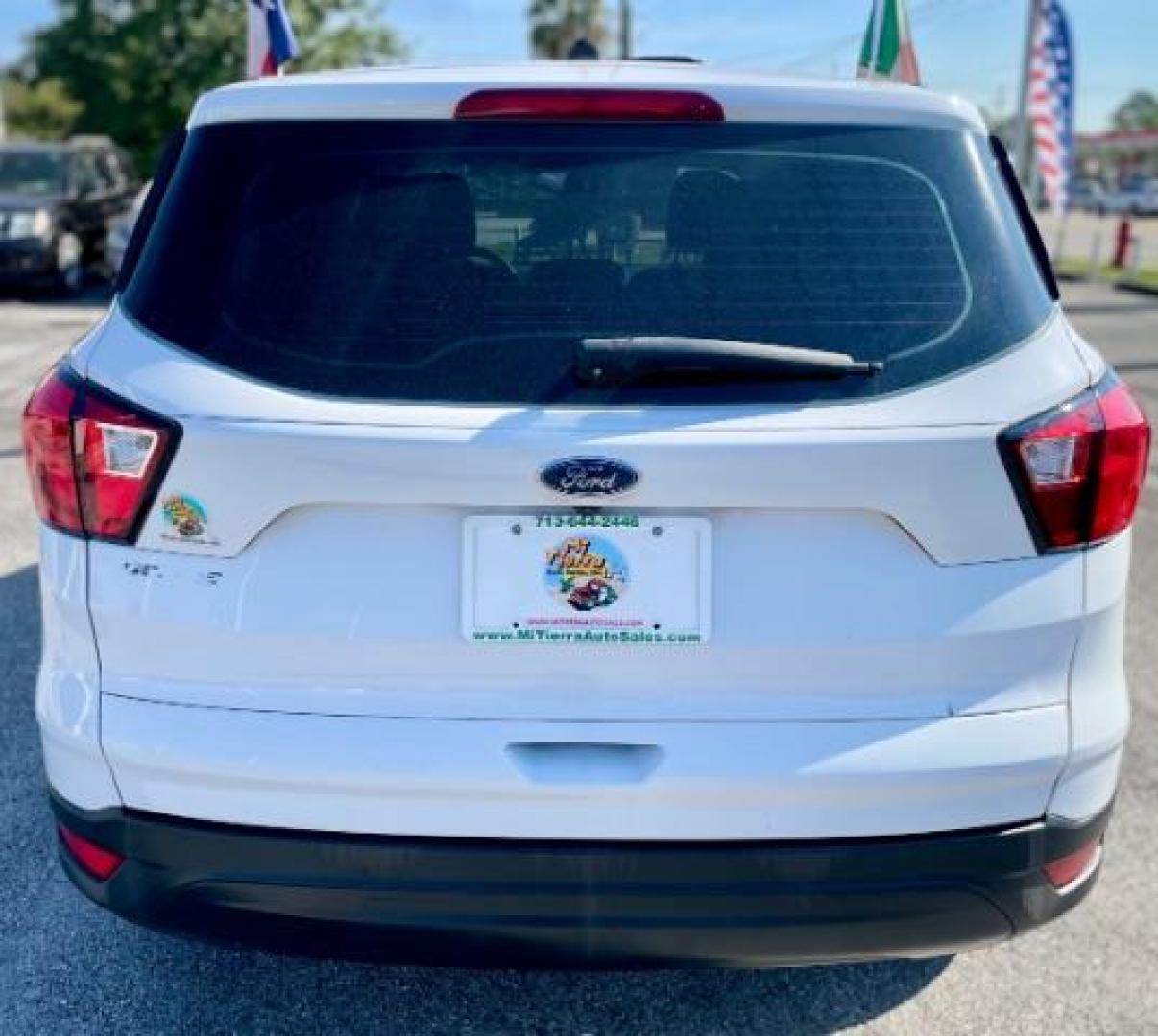 2019 Oxford White /Chromite Gray/Charcoal Black, cloth Ford Escape S FWD (1FMCU0F78KU) with an 2.5L L4 DOHC 16V engine, 6-Speed Automatic transmission, located at 4545 Spencer Hwy., Pasadena, 77504, (832) 266-1645, 29.666037, -95.173775 - Photo#3