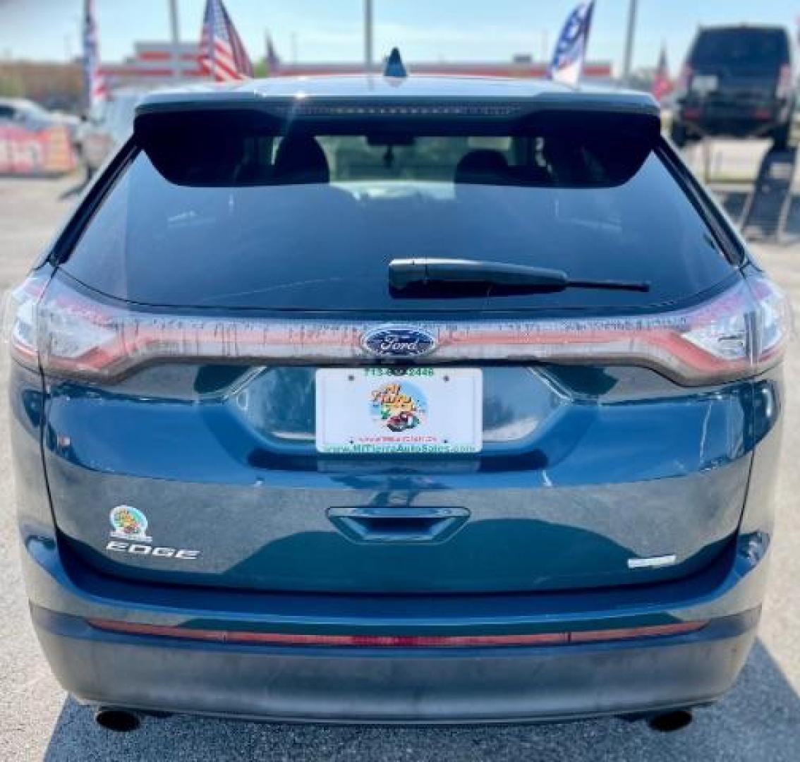 2016 Kona Blue Metallic /Ebony, cloth Ford Edge SE FWD (2FMPK3G9XGB) with an 2.0L L4 DOHC 16V engine, 6-Speed Automatic transmission, located at 4545 Spencer Hwy., Pasadena, 77504, (832) 266-1645, 29.666037, -95.173775 - Photo#3