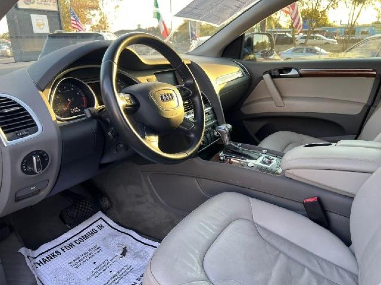 2015 Lava Gray Pearl Effect /Black, leather Audi Q7 3.0T Premium Plus quattro (WA1LGAFEXFD) with an 3.0L V6 DOHC 24V TURBO engine, 8-Speed Automatic transmission, located at 7935 Gulf Freeway, Houston, 77017, (832) 266-1645, 29.684393, -95.275665 - Photo#7