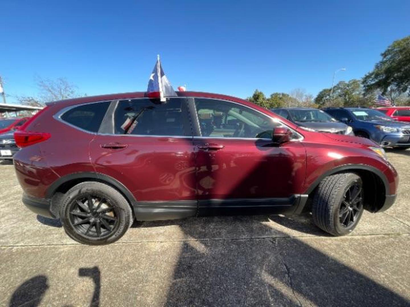 2017 Basque Red Pearl II Honda CR-V EX 2WD (7FARW1H58HE) with an 1.5L L4 16V DOHC TURBO engine, Continuously Variable Transmission transmission, located at 7935 Gulf Freeway, Houston, 77017, (832) 266-1645, 29.684393, -95.275665 - Photo#7