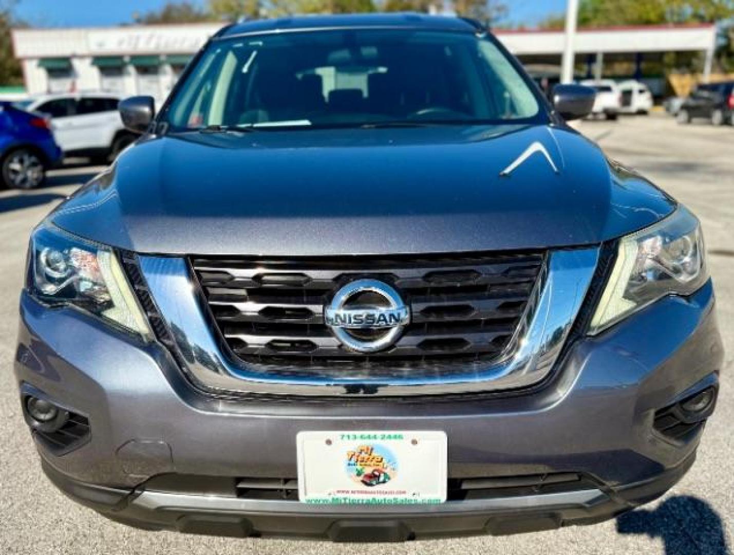 2018 Gun Metallic Nissan Pathfinder S 4WD (5N1DR2MM9JC) with an 3.5L V6 DOHC 24V engine, Continuously Variable Transmission transmission, located at 4545 Spencer Hwy., Pasadena, 77504, (832) 266-1645, 29.666037, -95.173775 - Photo#1