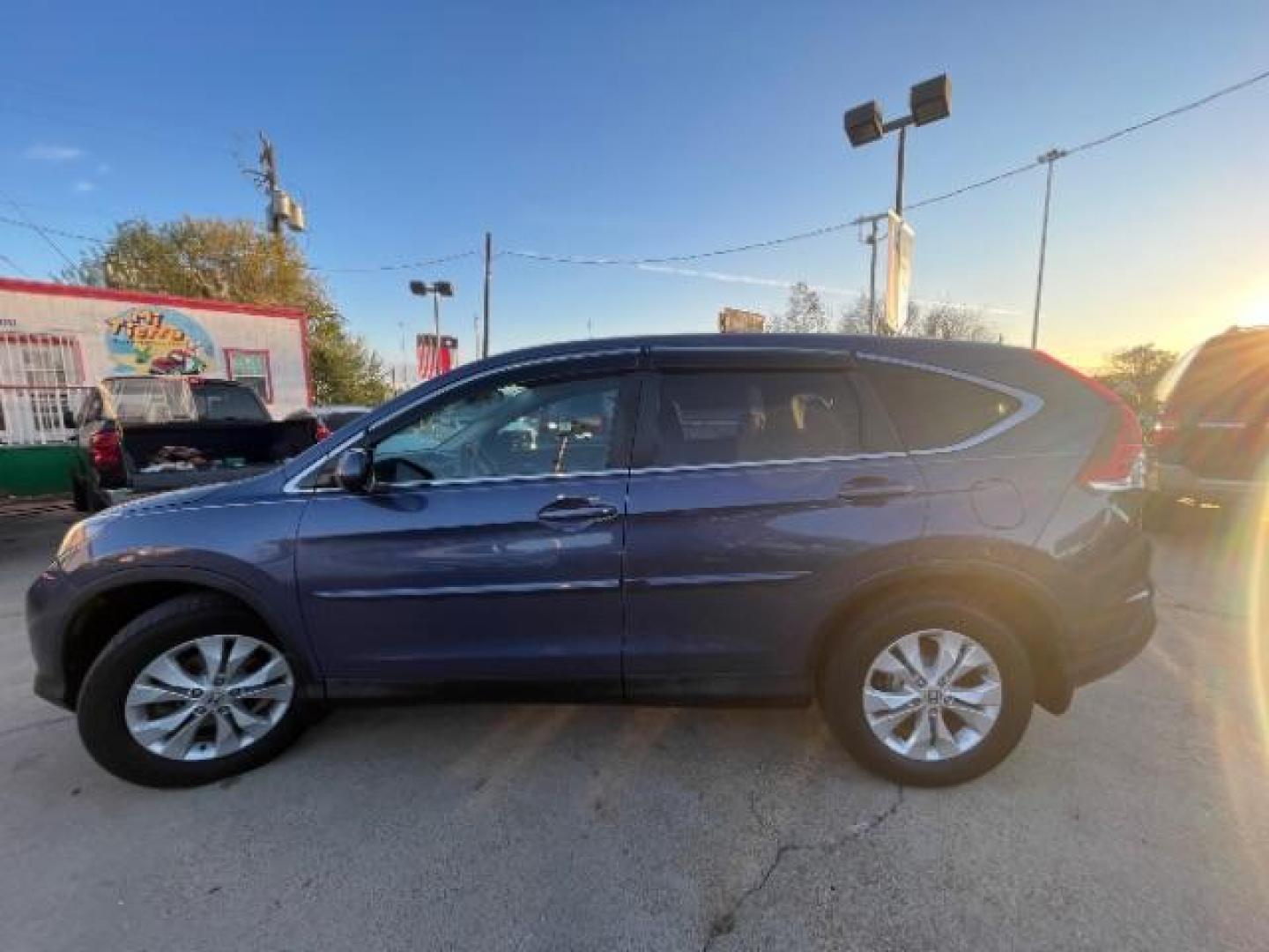 2014 Twilight Blue Metallic Honda CR-V EX Sport Utility 4D (2HKRM4H52EH) with an 2.4 engine, AUTOMATIC transmission, located at 7935 Gulf Freeway, Houston, 77017, (832) 266-1645, 29.684393, -95.275665 - Photo#19