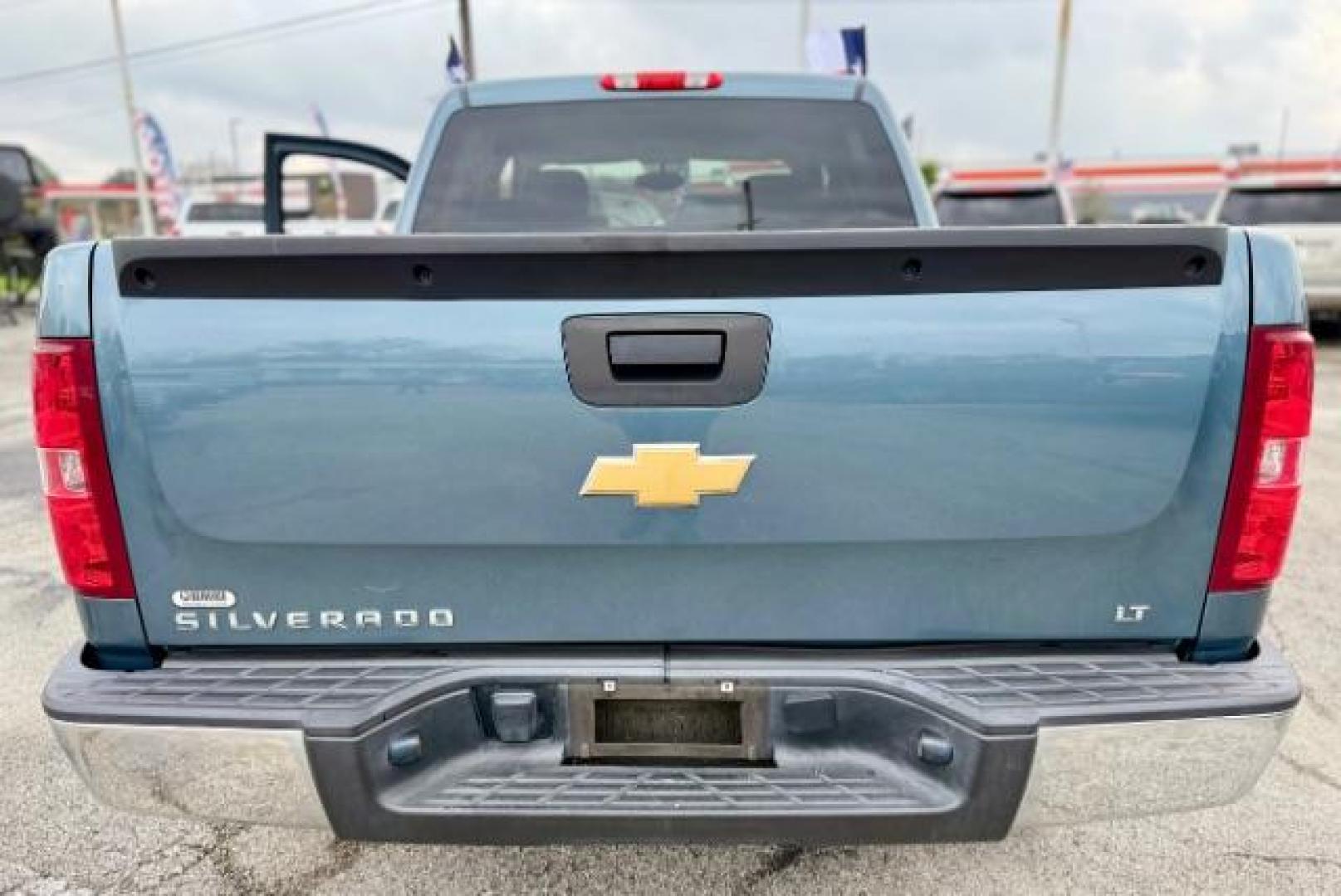 2013 Blue /Black Chevrolet Silverado LT (3GCPCSEA9DG) with an 5.3 L V8 engine, 6-speed automatic transmission, located at 4545 Spencer Hwy., Pasadena, 77504, (832) 266-1645, 29.666037, -95.173775 - Photo#3