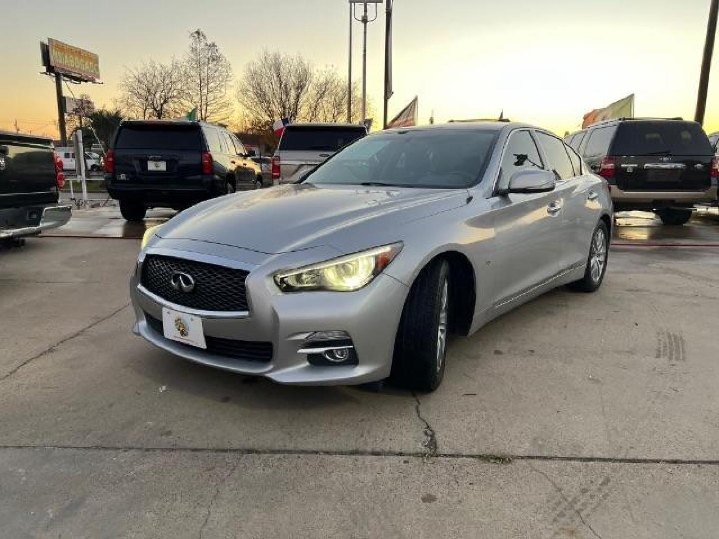 2015 Liquid Platinum /Black Infiniti Q50 3.7 Premium Sedan 4D (JN1BV7AP5FM) with an 3.7 engine, Automatic transmission, located at 7935 Gulf Freeway, Houston, 77017, (832) 266-1645, 29.684393, -95.275665 - Photo#2