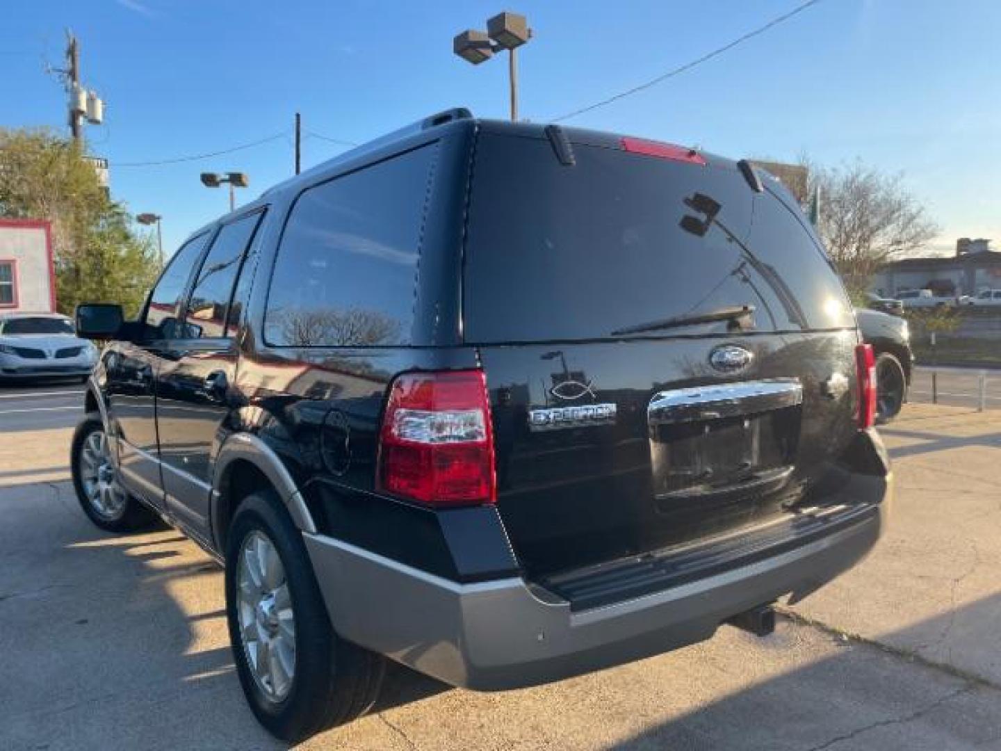 2013 Kodiak Brown Metallic /Brown Ford Expedition King Ranch Sport Utility 4D (1FMJU1H56DE) with an 5.4 engine, Automatic transmission, located at 7935 Gulf Freeway, Houston, 77017, (832) 266-1645, 29.684393, -95.275665 - Photo#4