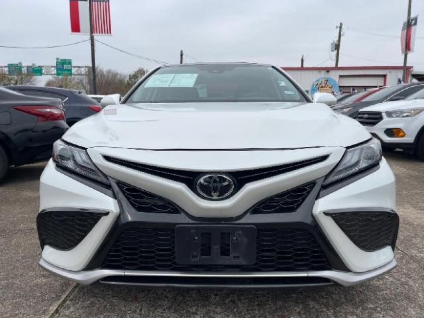 2021 Wind Chill Pearl /Black Toyota Camry XSE (4T1K61AK3MU) with an 2.5 engine, Automatic transmission, located at 7935 Gulf Freeway, Houston, 77017, (832) 266-1645, 29.684393, -95.275665 - Photo#1