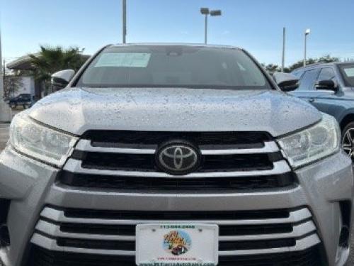 2017 Toyota Highlander LE